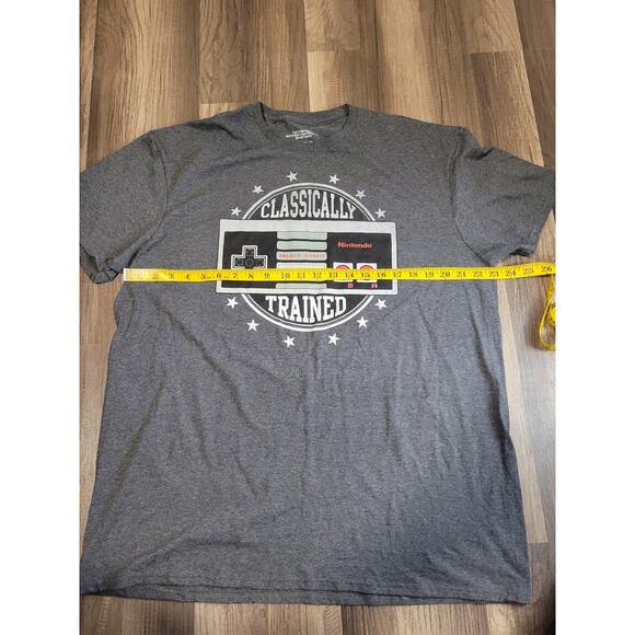 Men's Gray Classic Nintendo Game Remote Short Sleeve Graphic Tee Size XL - Picture 4 of 5